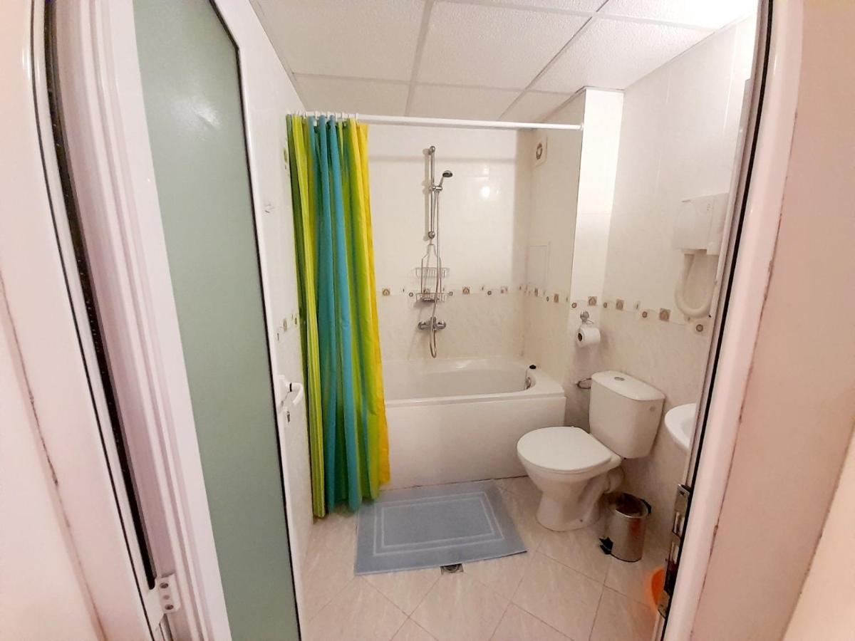 Sunny Beach Hills Apartment - Private Eksteriør bilde