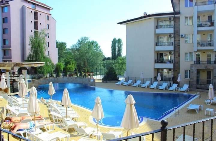 Sunny Beach Hills Apartment - Private Eksteriør bilde